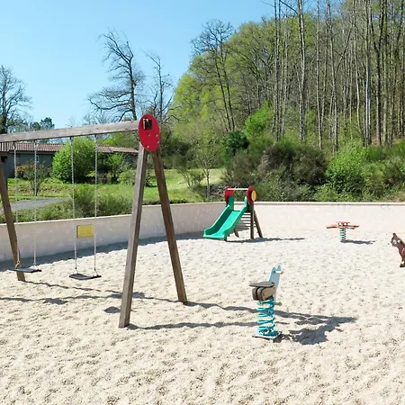 別荘 Les Hameaux De Pomette-chalet 4 Pers- By Interhome *